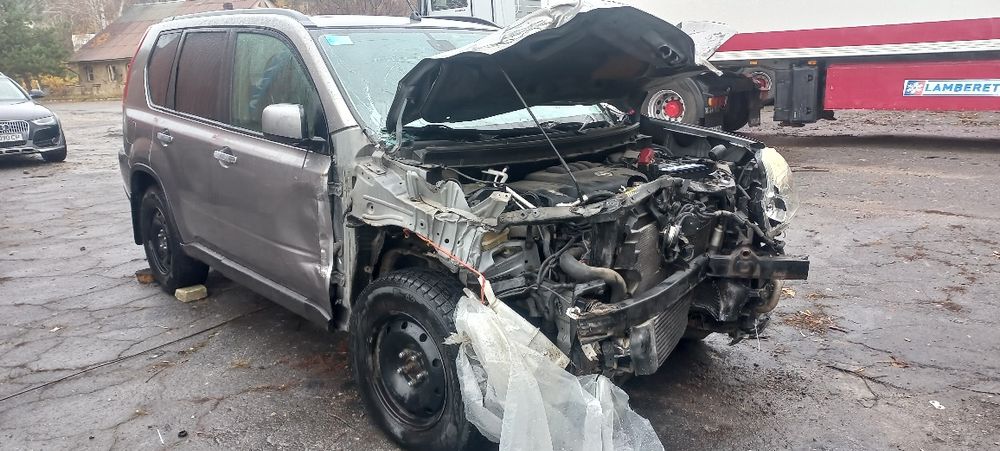 NISSAN X-TRAIL дтп  2009 рік 2.0д 4×4