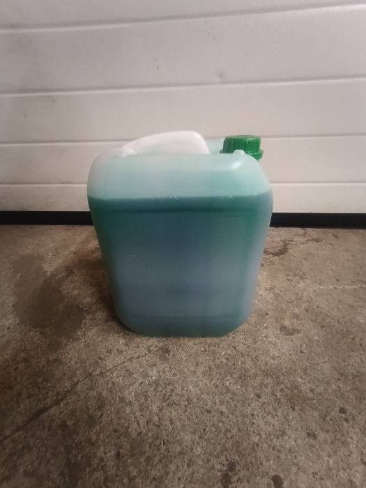 Super proszek lub koncentrat do prania gęsty uniwersalny Persil l