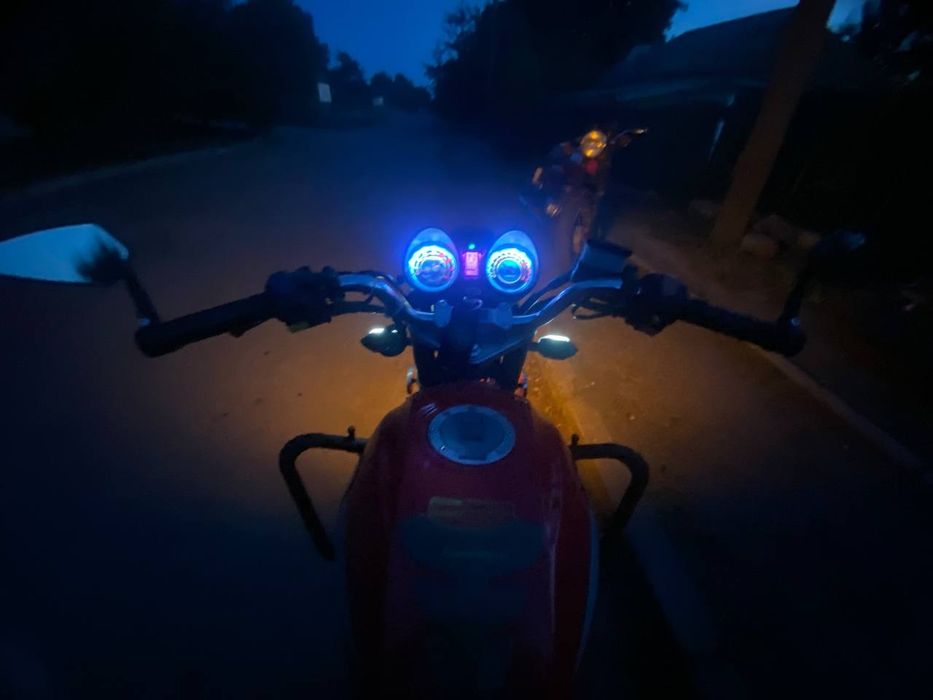 Продам spark 200 r25i в гарному стані є торг