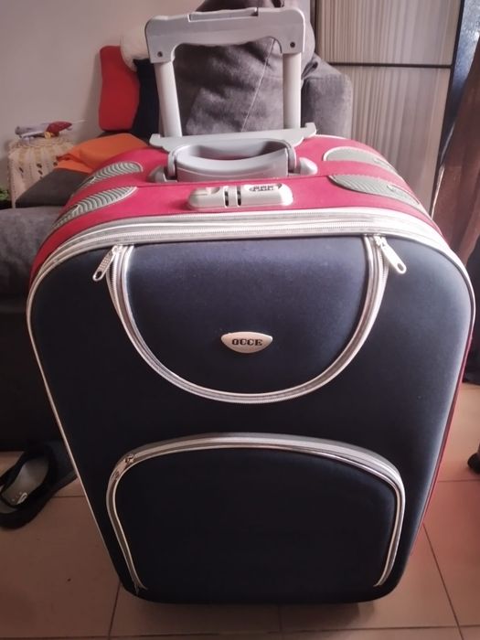 Mala de viagem impecável