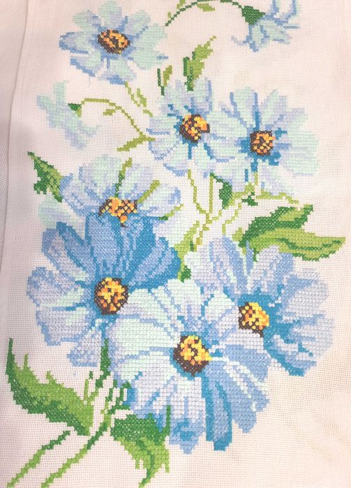 Вишитий рушник  шерстяними нитками  хрестиком, "Ромашки"