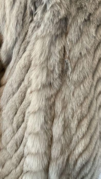 Futro z kapturem Lis srebrny rozmiar S stan idealny