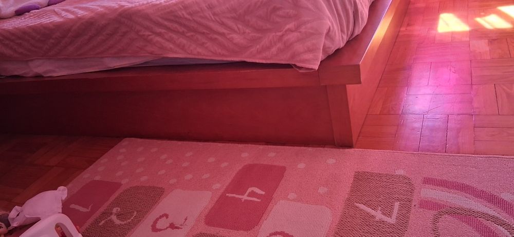 Cama de casal em cerejeira