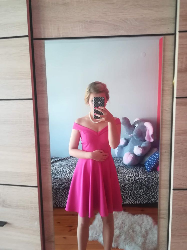 różowa sukienka weselna balowa barbie oldmoney oldschool
