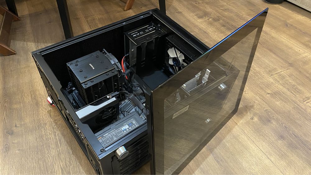 Komputer PC i7 8700K/2xSSD256/16GB RAM/Fractal Design R5/WIN7