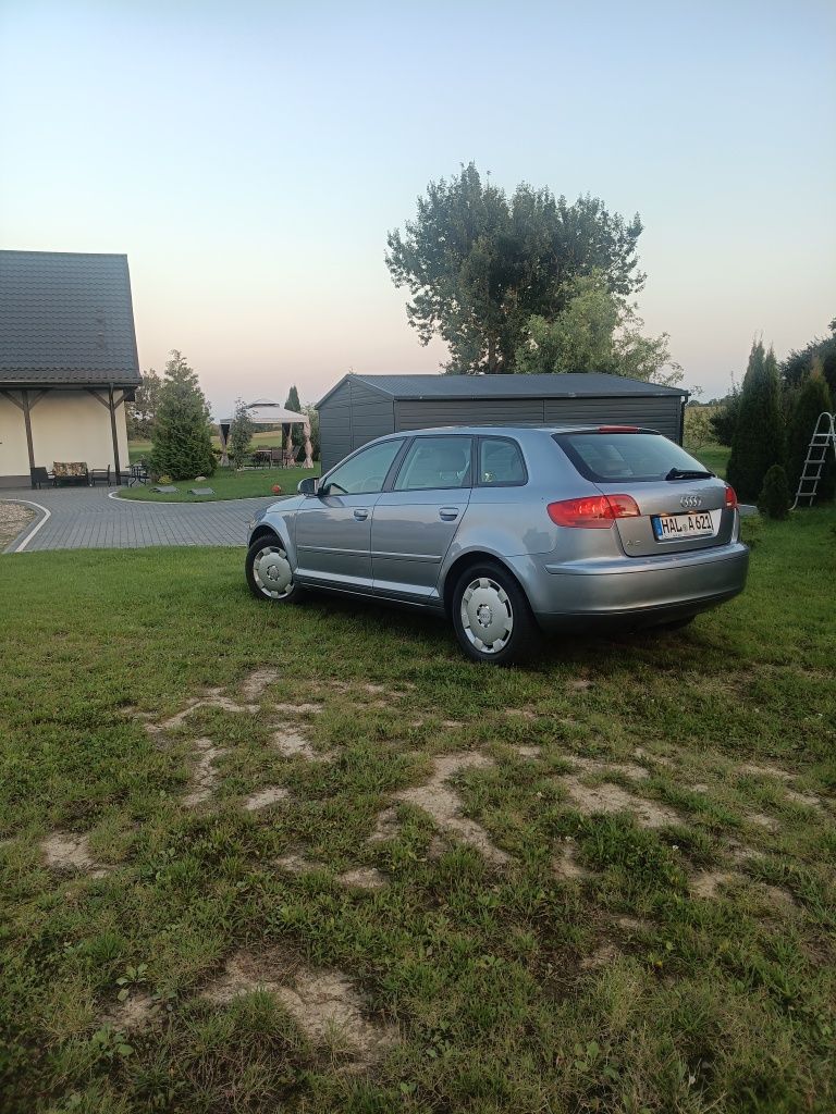 Audi A3 1.6 MPI automat