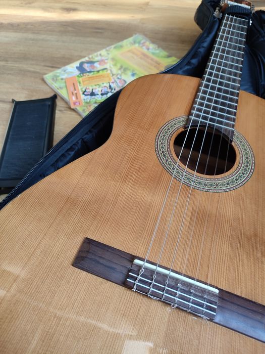 Zestaw Gitara akustyczna hiszpańska Admira diana 4/4 + dodatki