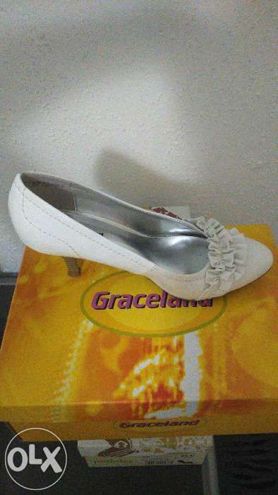 Czolenka szpilki białe 37 - ślubne