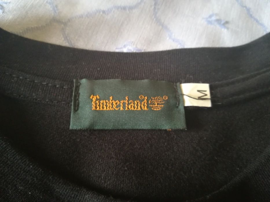 Tshirt TIMBERLAND completamente nova