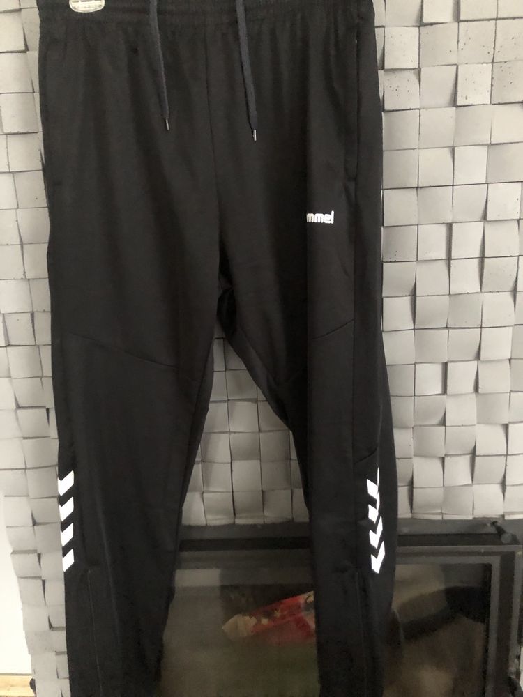 Dres meski komplet Hummel Nowy oryginalny