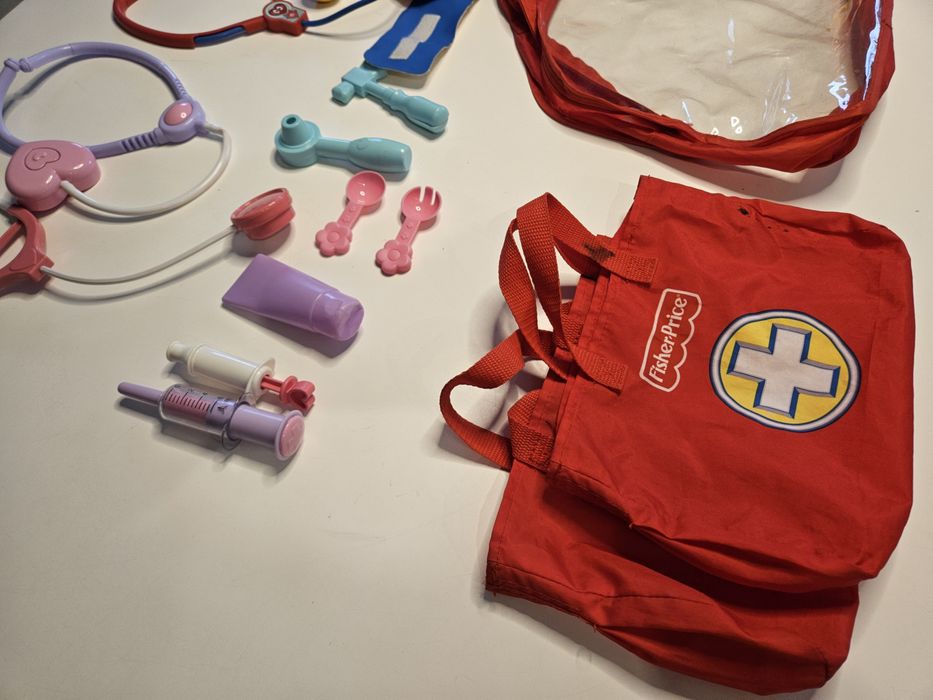 Zestaw lekarza Fisher price