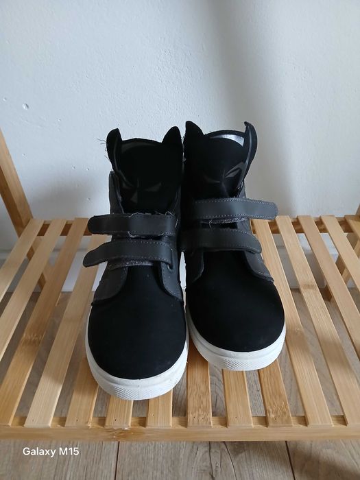 Sinsay Batman buty 34 chłopięce za kostkę na rzepy sneakersy