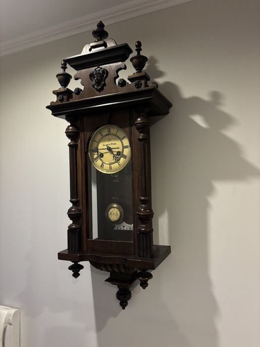 Zegar wiszący jung hans X15