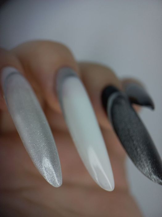 Манікюр та педикюр