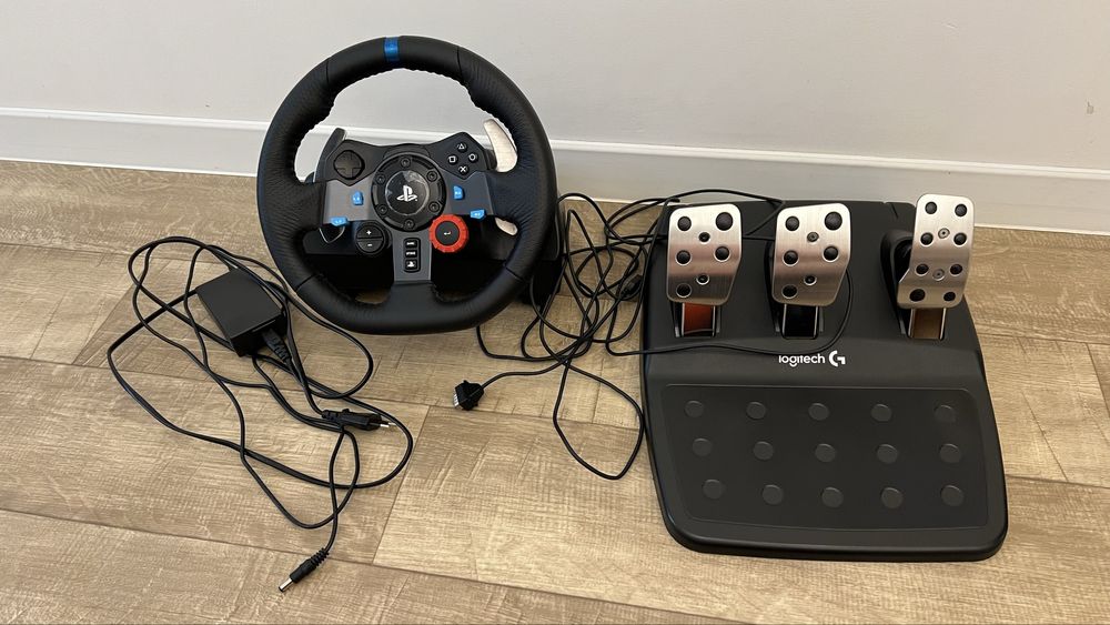 Кермо Logitech G29 Racing Wheel and Pedals for PS4/PS5