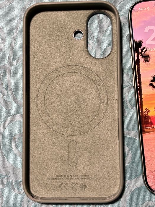 Iphone 17 ecra partido