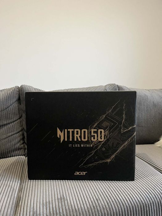 Nowy komputer acer nitro 50 i5 14400f rtx5060