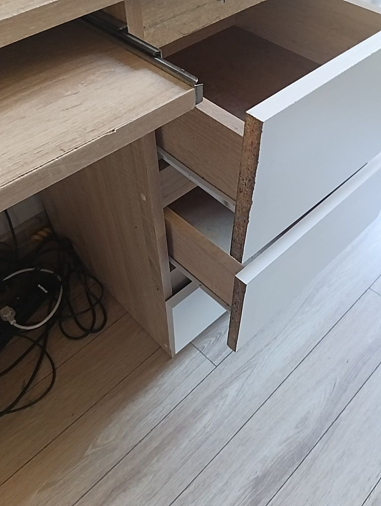 Meble dziecięce  plus łóżko