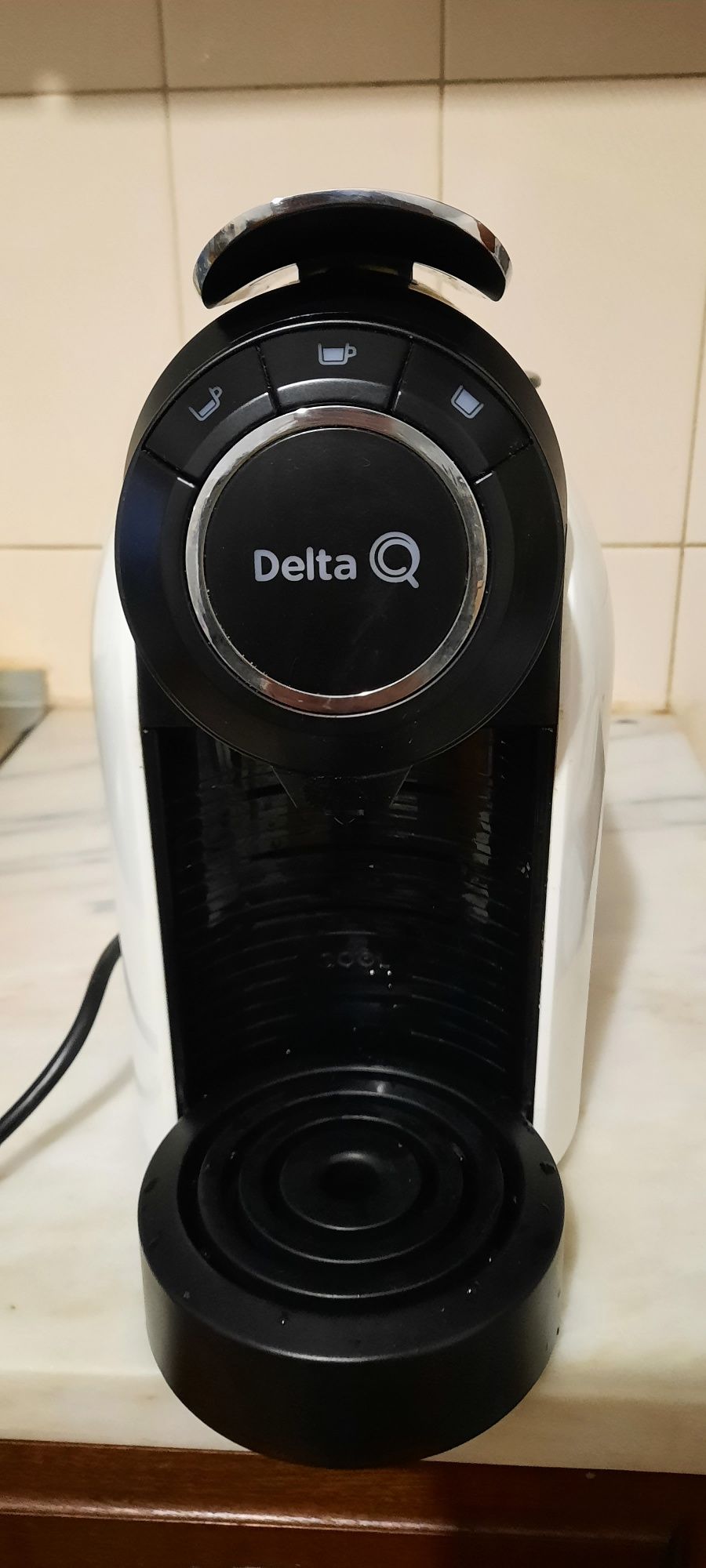 Máquina delta Q semi nova