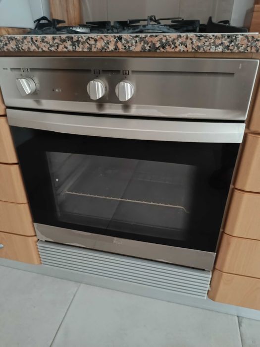 Oportunidade Placa, forno e exaustor Teka