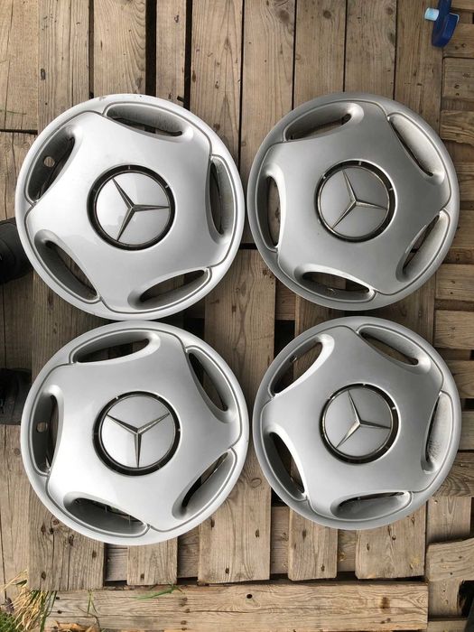 Komplet 4 szt kołpaków Mercedes 15"  W210