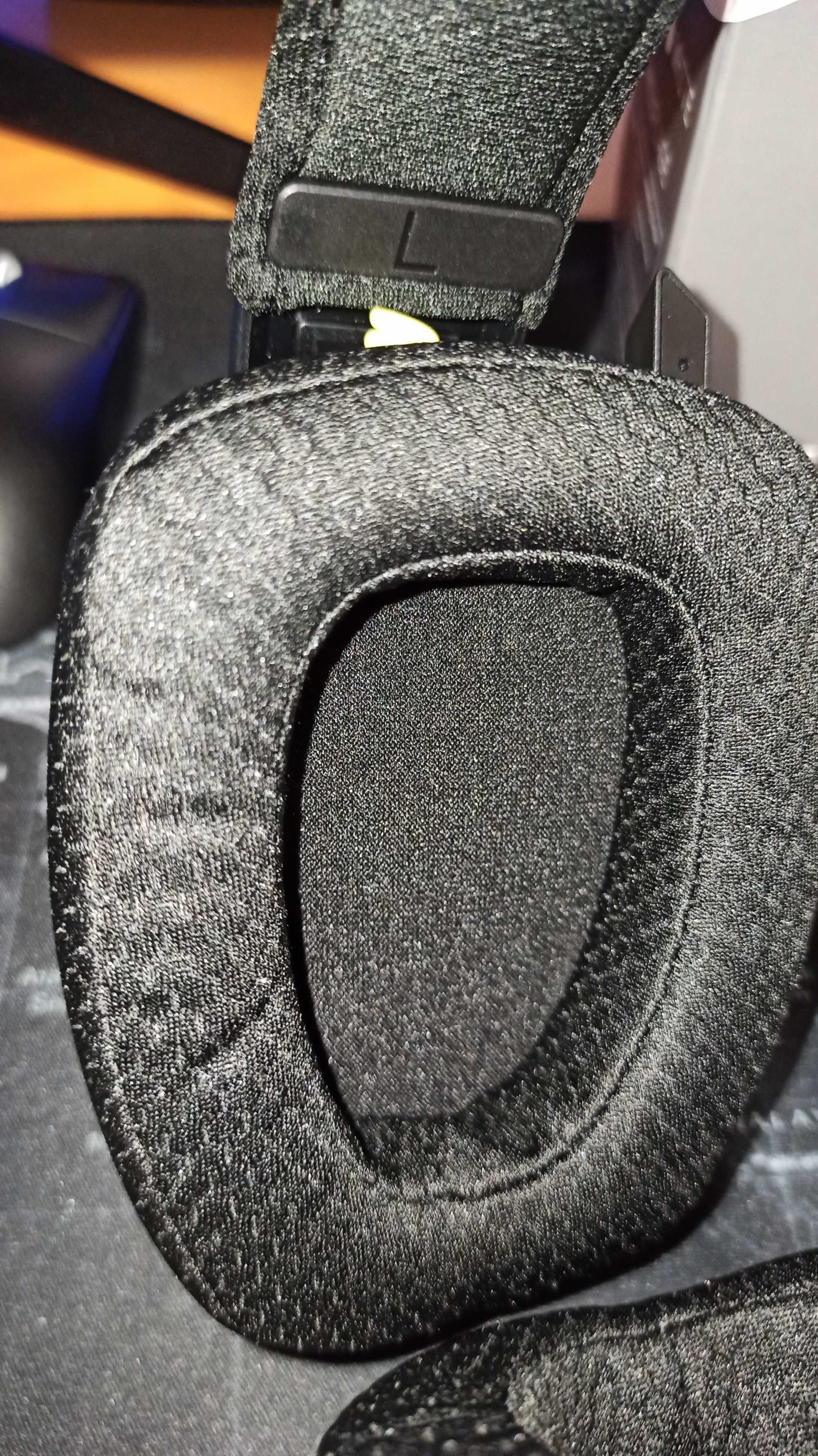 Binnune BW06 wireless headset