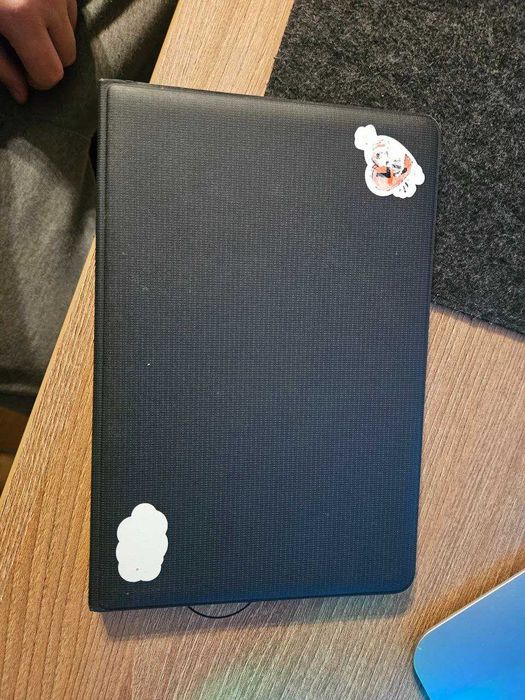 Чохол-клавіатура Samsung Tab S4 (оригінал, хороший стан)