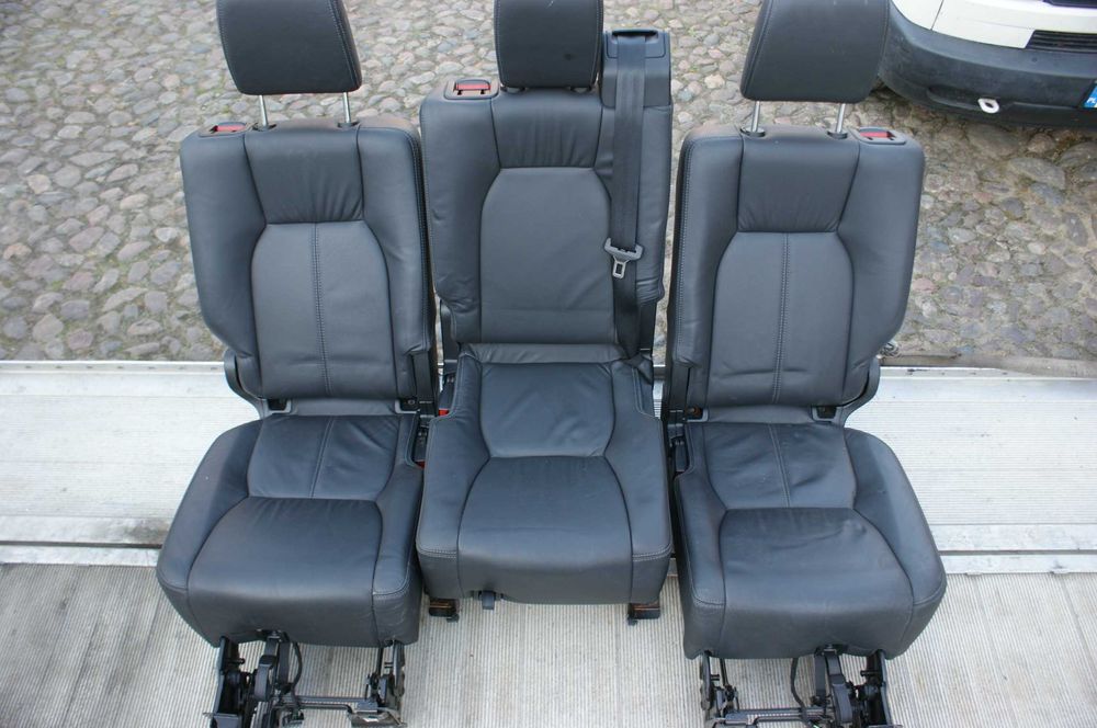 Land Rover Discovery 4 IV Fotele Przód Tył Kanapa Monitory Skóra Eur.