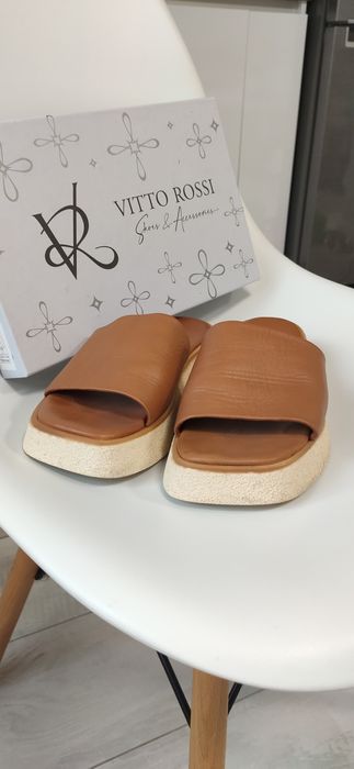 Шкіряні шльопанці, 38 розмір vitto rossi