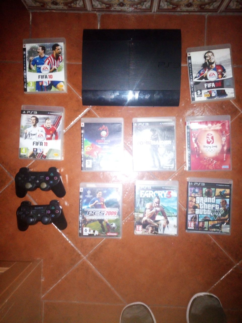 Consola Sony PS3 PlayStation 3,super slim,500 gb, comandos novos