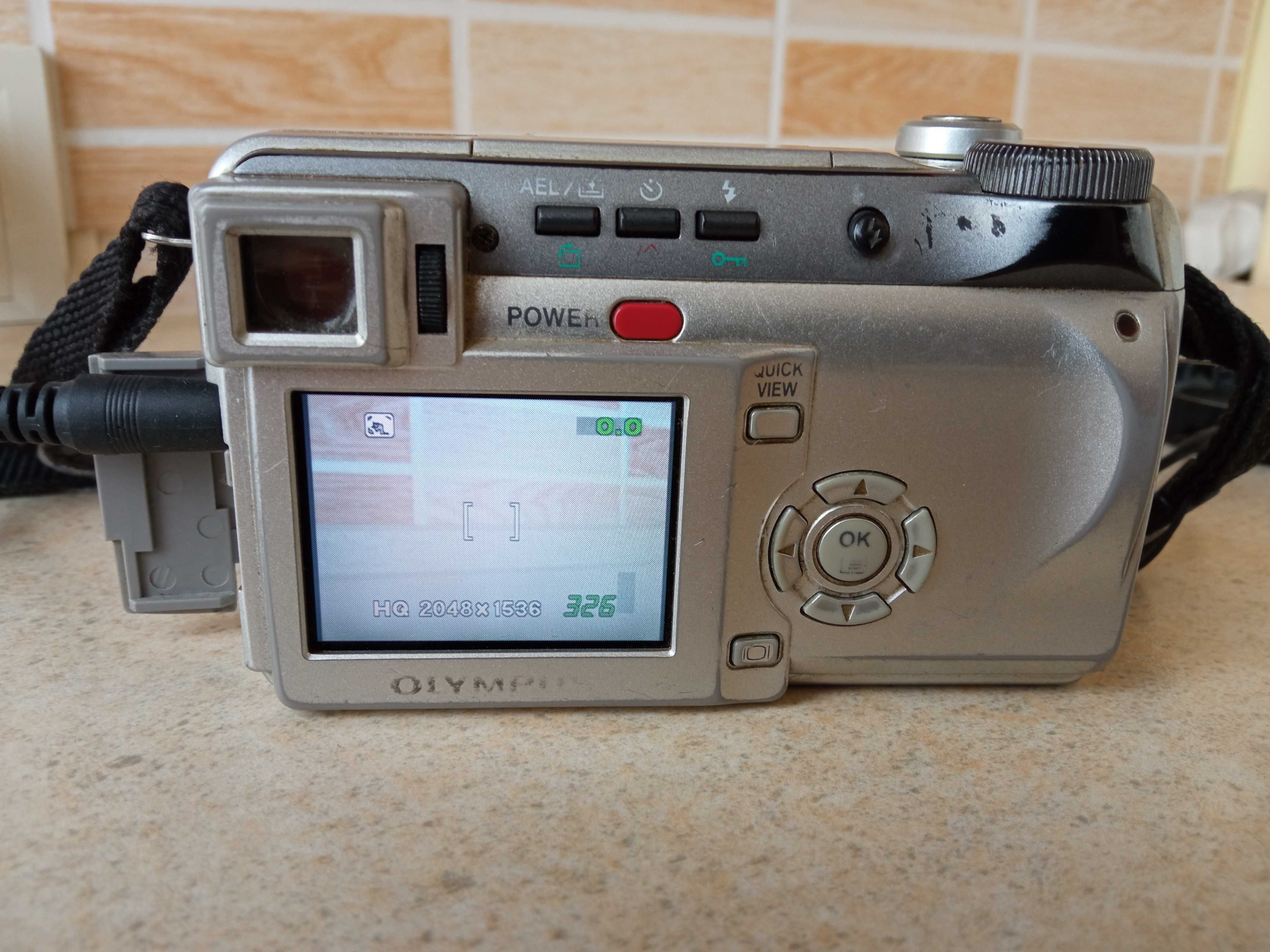 Цифровий фотоапарат Olympus C-760 Ultra Zoom