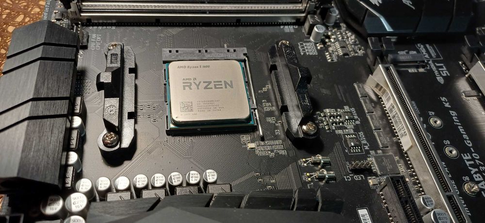 Płyta główna GA-AX370 Gaming K5 + procesor Ryzen 5 1600