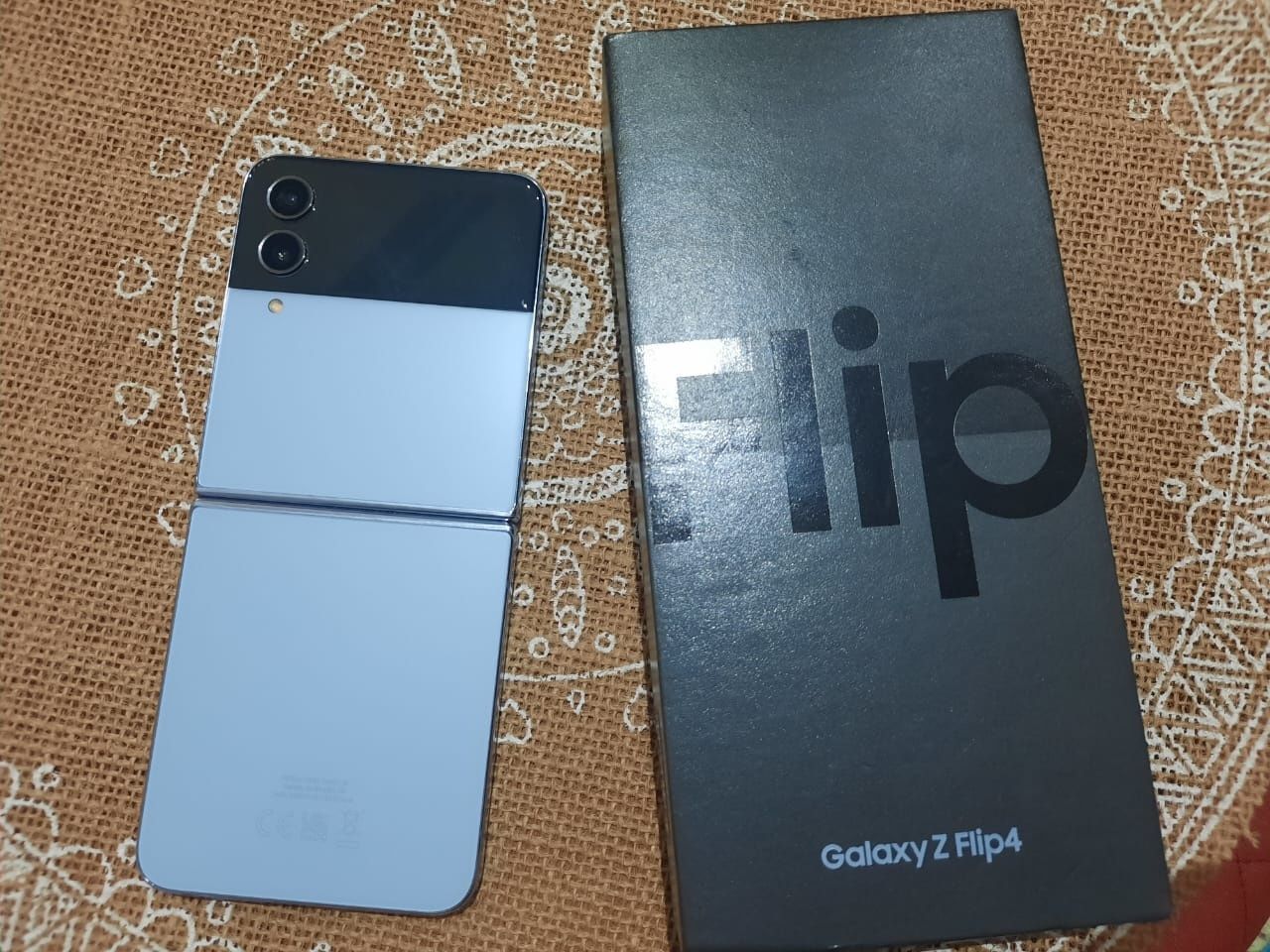 Samsung Z Flip 4