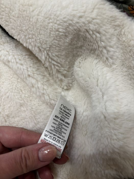 Куртка  next на дівчинку