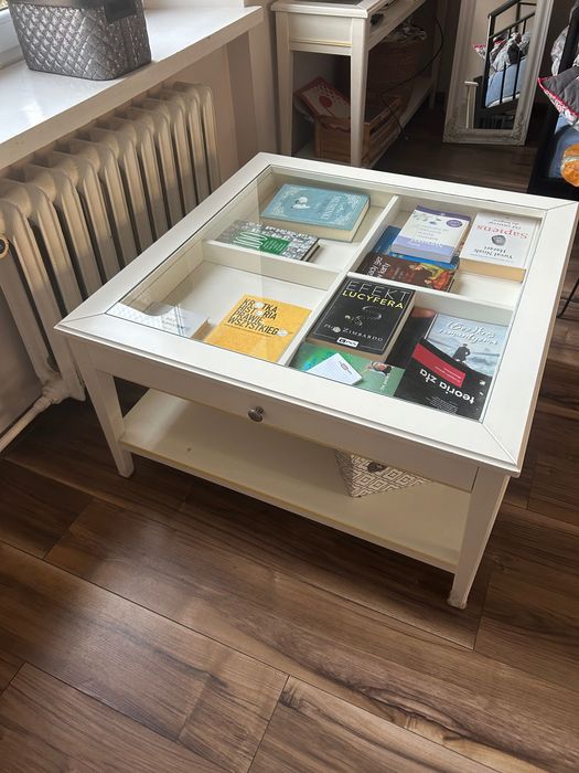 Stolik kawowy biały