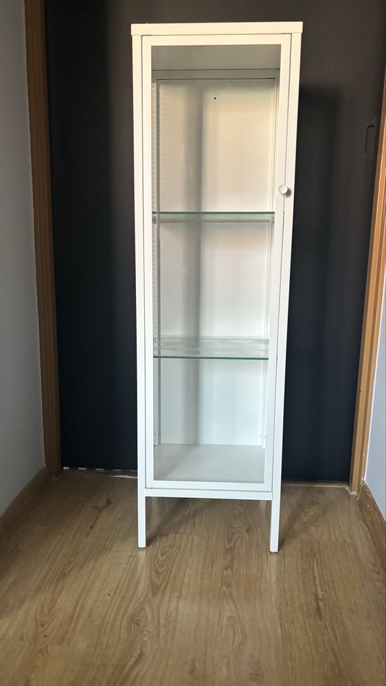 Witryna, regał Ikea Baggebo