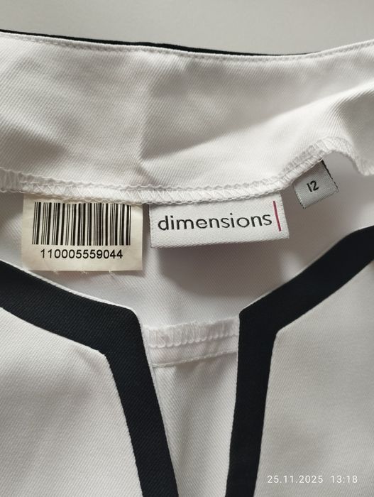 Медична куртка,розмір 12.Нова.