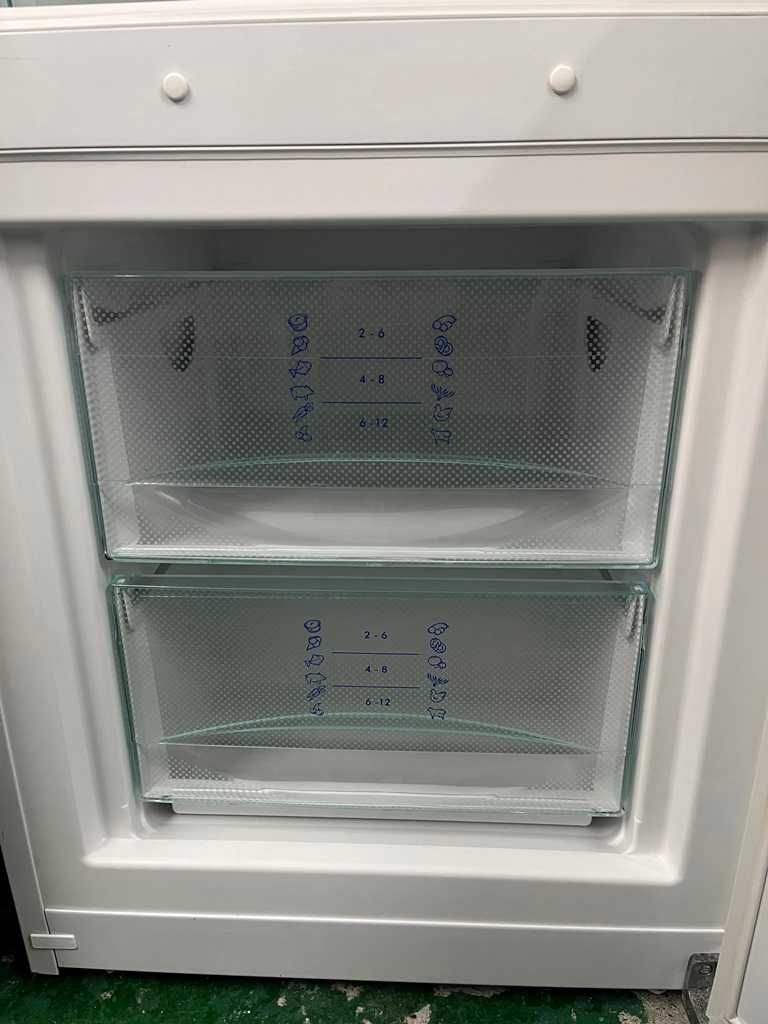 Lodówka Liebherr CUP2221, 138 cm, 200 litrów, A+