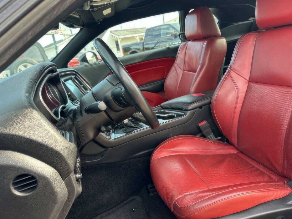 Dodge Challenger RT Plus      2015