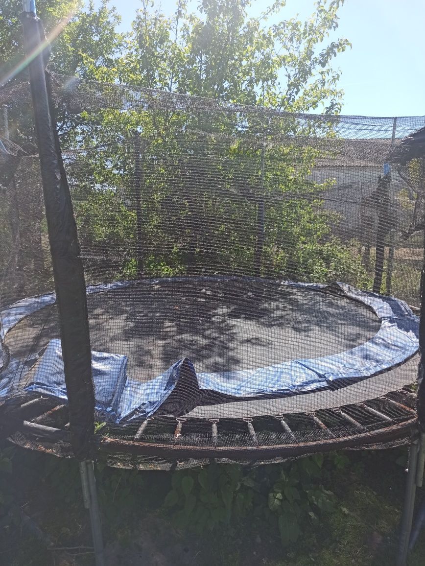Trampolina ogrodowa 3m używana