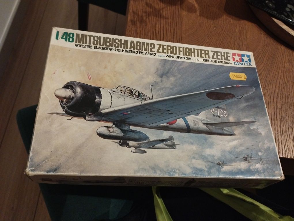 Model do sklejania Mitsubishi A6M2 Zero Fighter ZEKE