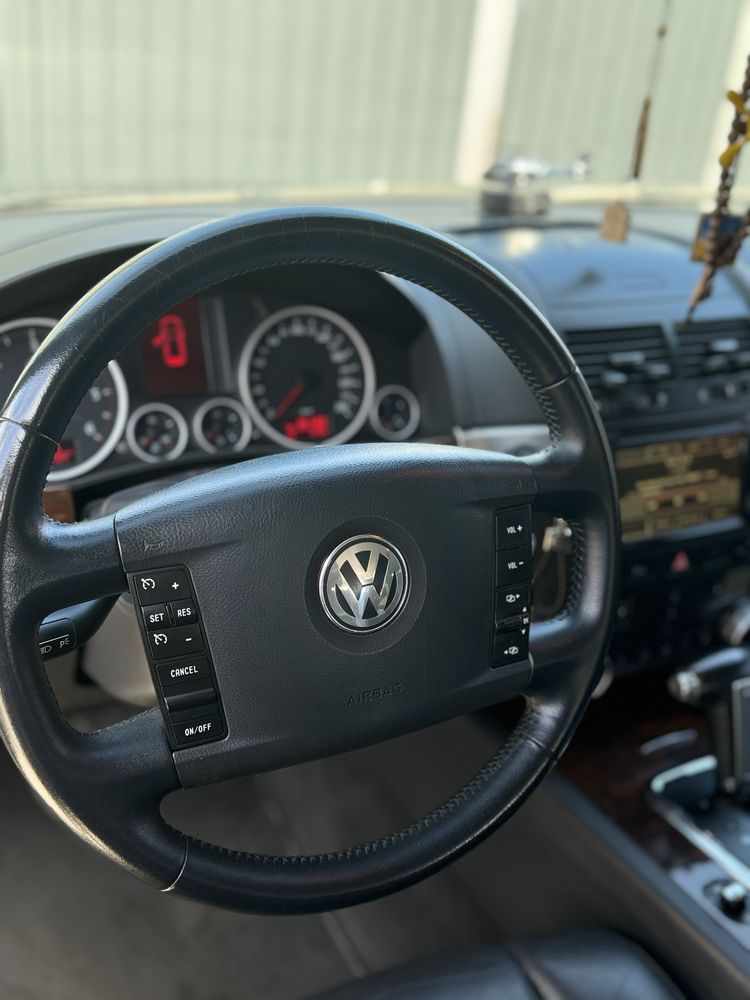 Продам Volkswagen Touareg