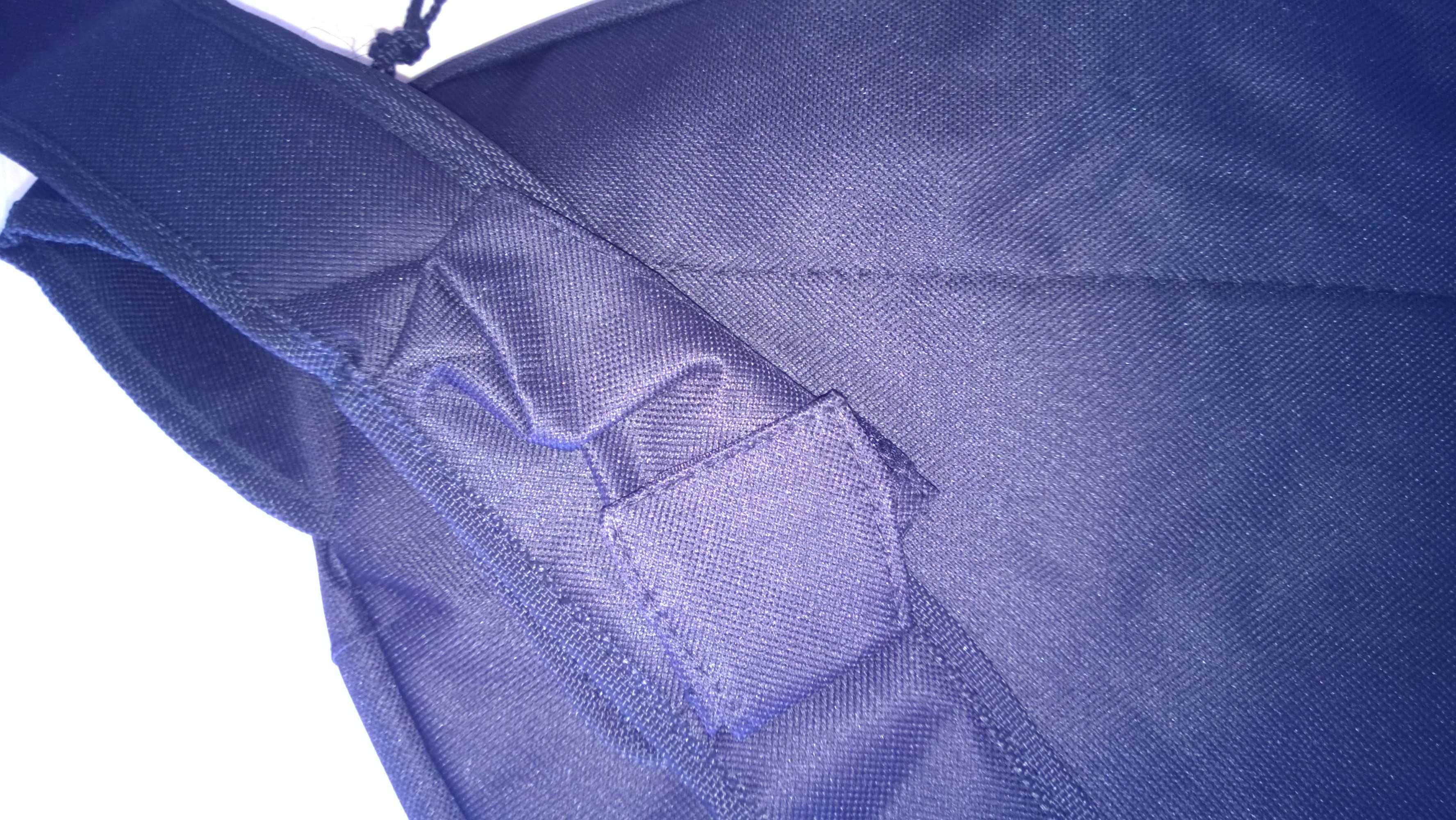 Mochila Preta Ray-Ban, com fecho, nova