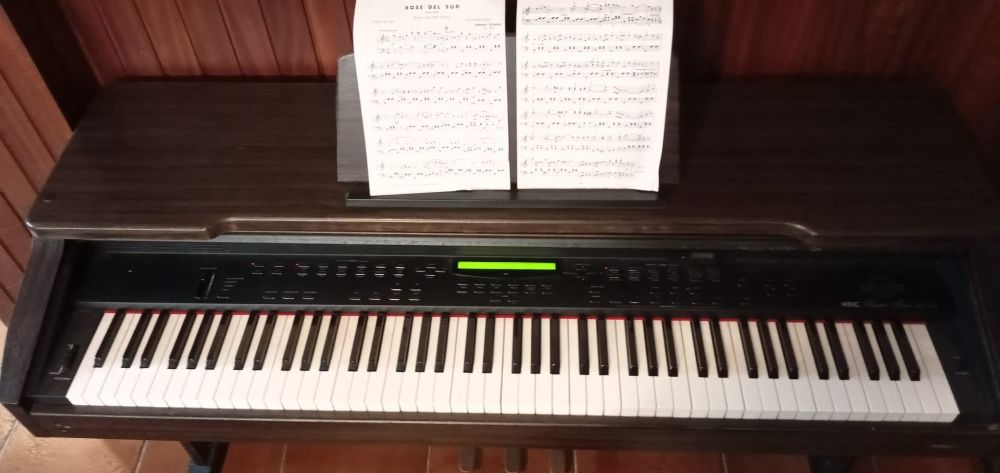 Piano digital KEC KDP-930 Hyundai