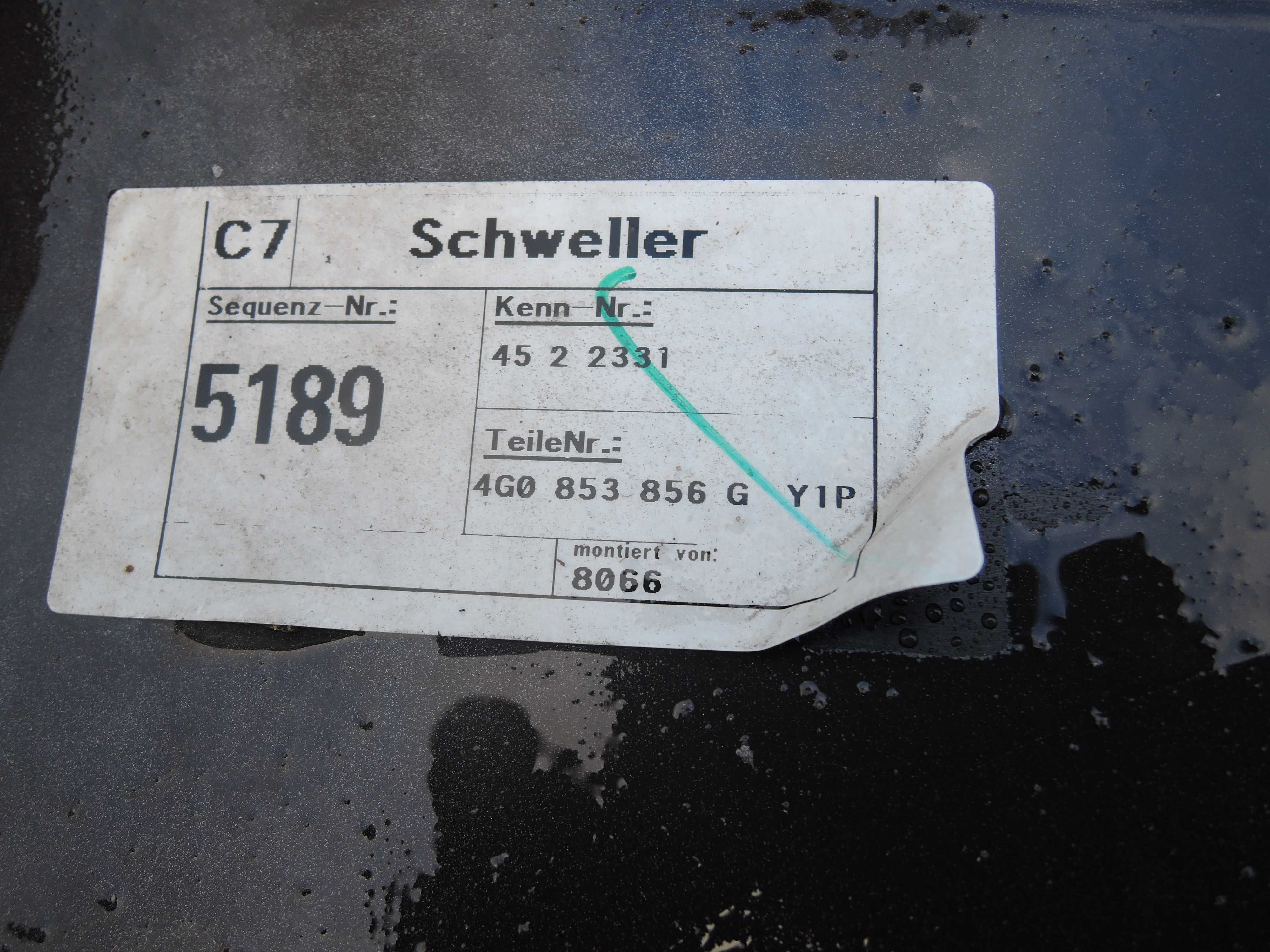 Audi A6 C7  listwa progowa prawa lewa komplet