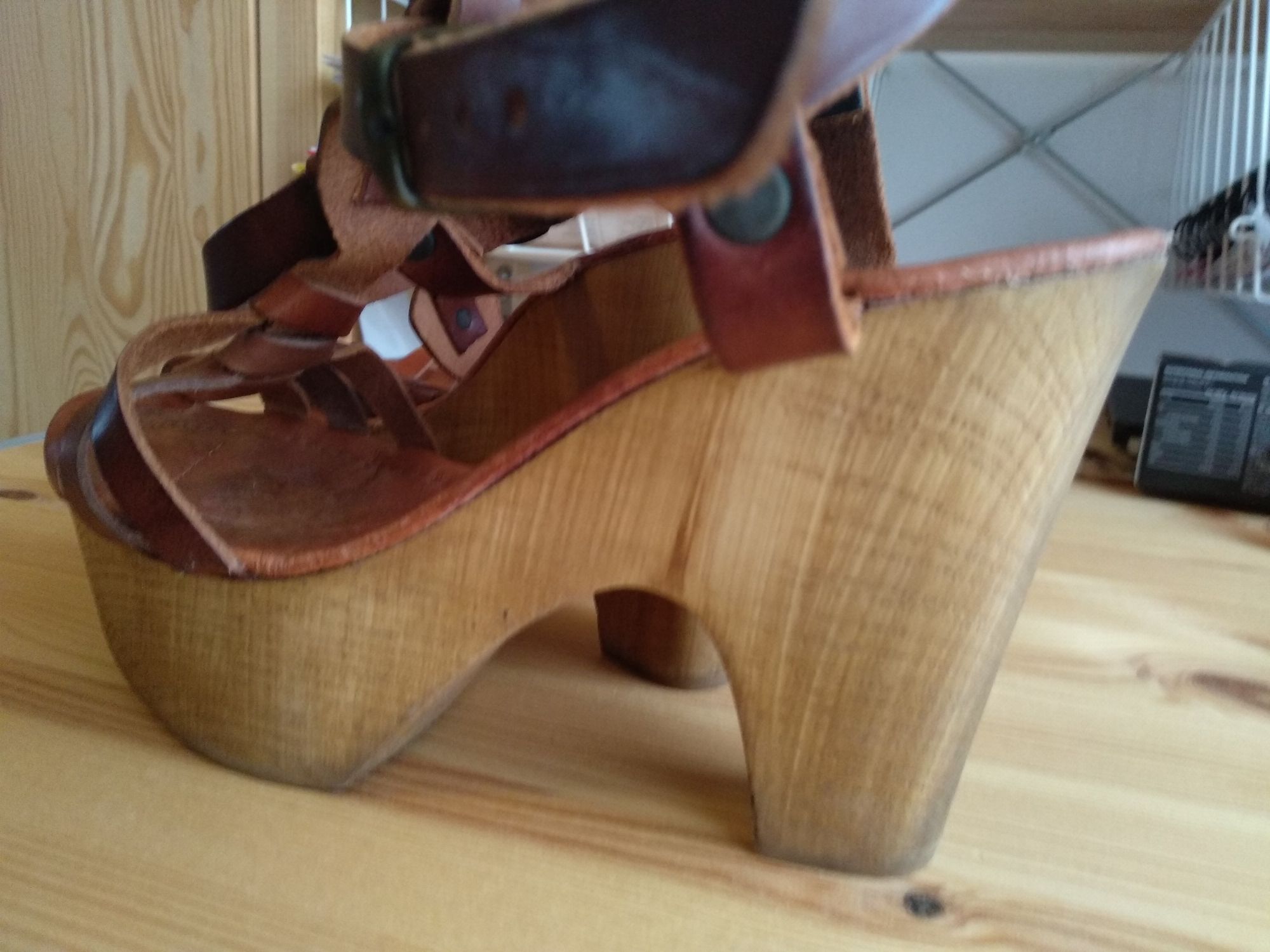 Chinelas Tapadas 38