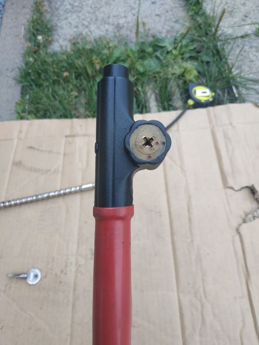 Замок на руль блокиратор руля антиугон