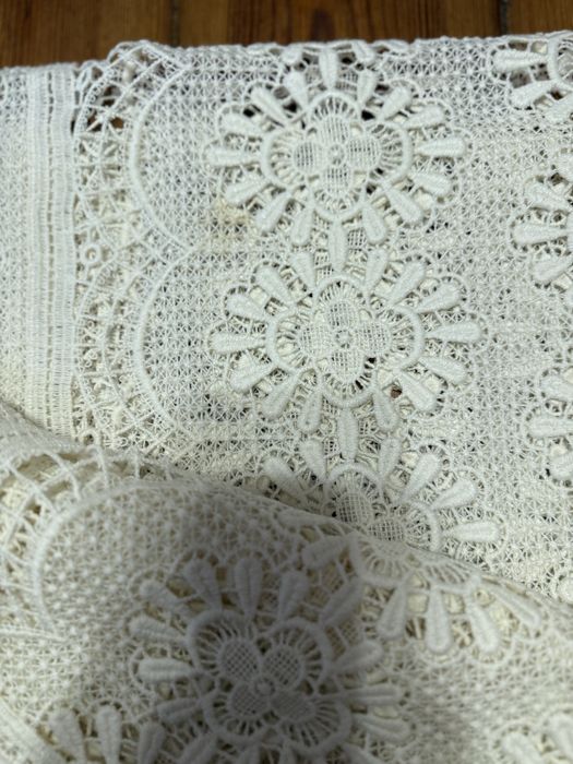 Francuska kapa na łóżko kkc narzuta gipiura