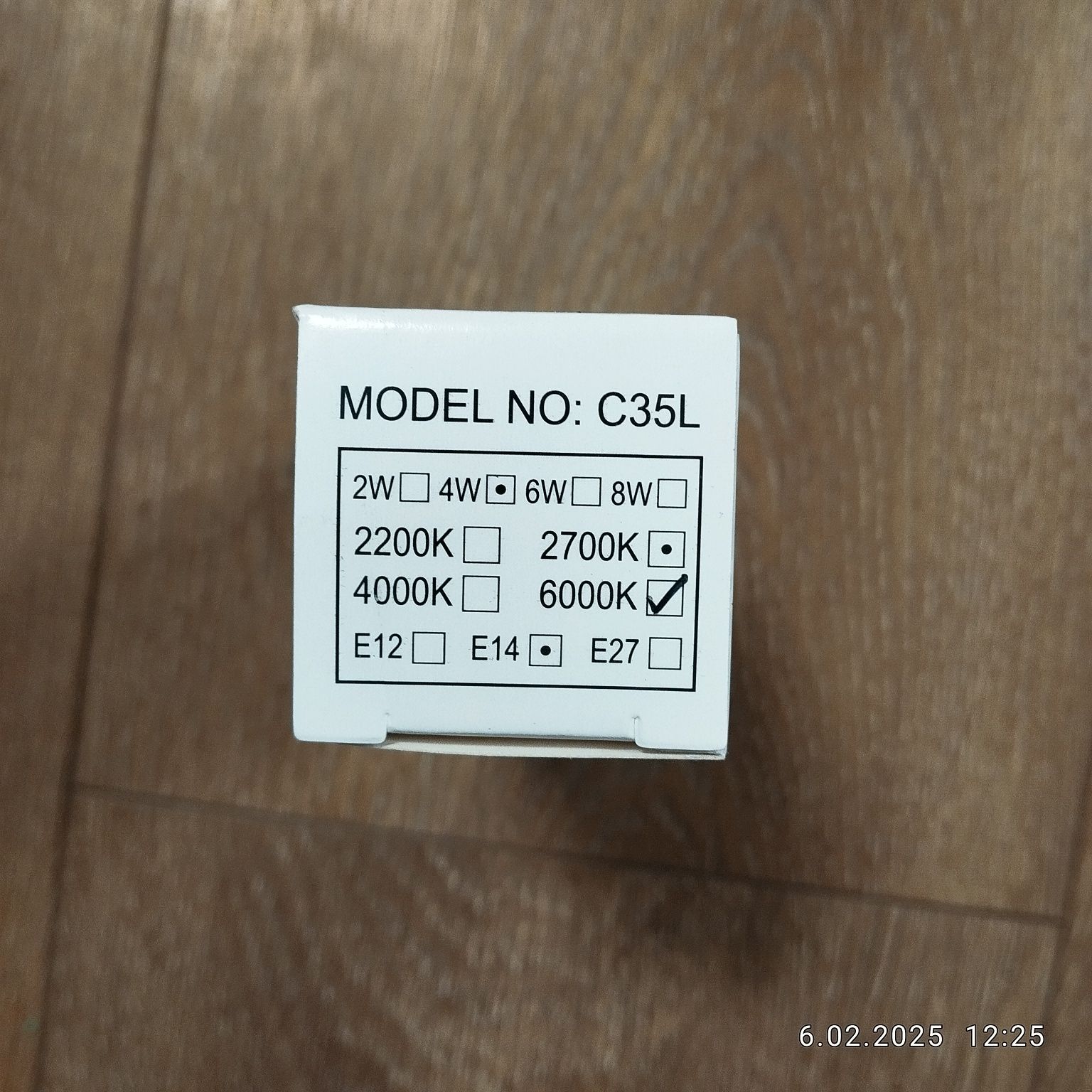 Żarówka LED E14 6000K C35L świeca