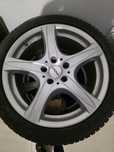 Vendo 4 penus e 4 jantes novos 235/45/18